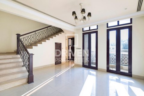 Townhouse in Jumeirah Village Circle, Dubai 4 bedrooms, 359 sq.m. № 66454 - photo 9