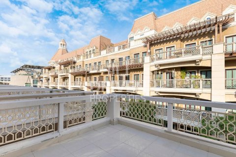 Townhouse in Jumeirah Village Circle, Dubai 4 bedrooms, 359 sq.m. № 66454 - photo 3