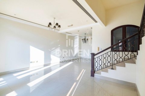 Townhouse in Jumeirah Village Circle, Dubai 4 bedrooms, 359 sq.m. № 66454 - photo 24