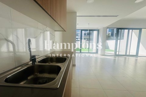 Townhouse in Town Square, Dubai 3 bedrooms, 173.99988676 sq.m. № 85219 - photo 11