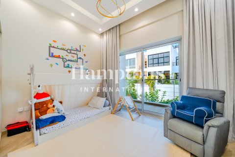 Townhouse in Murooj Al Furjan, Al Furjan, Dubai 4 bedrooms, 231.84965583 sq.m. № 85225 - photo 17