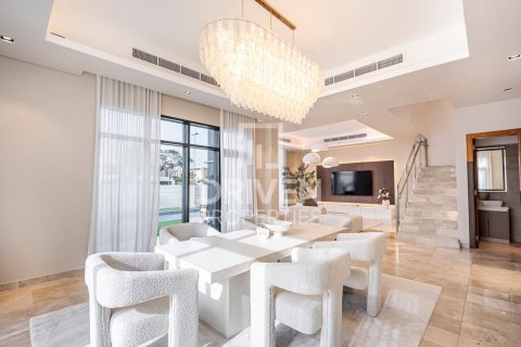 Villa à Jebel Ali, Dubai, 4 chambres, 476.78 m², № 125104 - photo 8