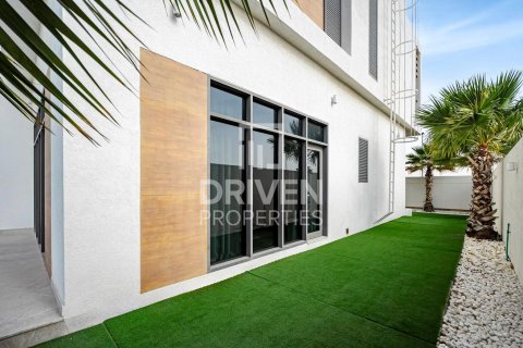 Villa à Jebel Ali, Dubai, 4 chambres, 476.78 m², № 125104 - photo 23