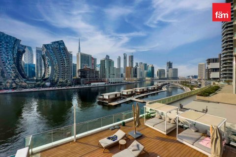 Apartamento en Business Bay, Dubai, 2 dormitorios, 194.9 m², № 52171 - foto 22