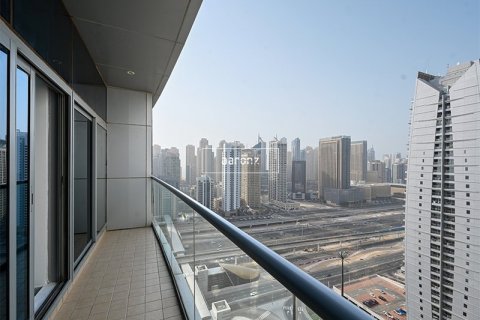 Купить квартиру в Джумейра Лейк Тауэрс, Дубай: 1 спальня, 70.6м², № 48053 - фото 1