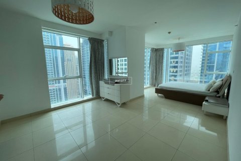 Apartment in Jumeirah Lake Towers, Dubai 2 bedrooms, 185.2 sq.m. № 48056 - photo 9