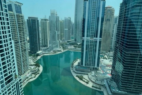 Apartment in Jumeirah Lake Towers, Dubai 2 bedrooms, 185.2 sq.m. № 48056 - photo 13
