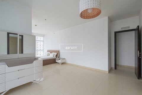 Apartamento en Jumeirah Lake Towers, Dubai, 2 dormitorios, 185.2 m², № 48056 - foto 8