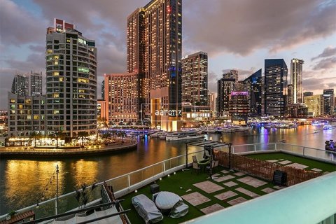Apartment in Dubai Marina, Dubai 2 bedrooms, 121.5 sq.m. № 48052 - photo 1