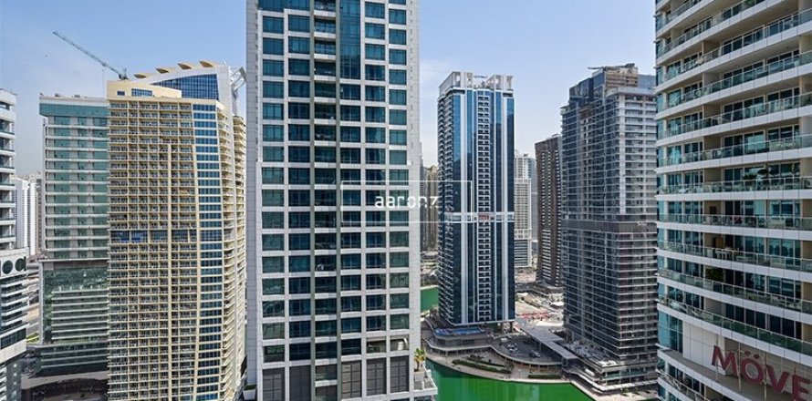 Appartement à Jumeirah Lake Towers, Dubai, 2 chambres, 64.1 m², № 48054