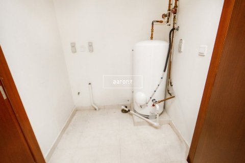 Apartment in Dubai Marina, Dubai 2 bedrooms, 157.7 sq.m. № 48057 - photo 14