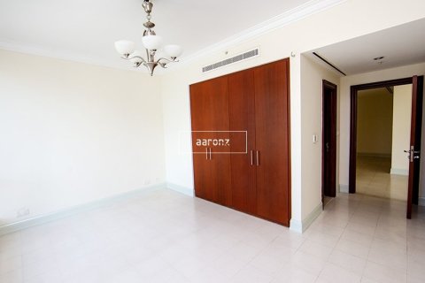 Apartment in Dubai Marina, Dubai 2 bedrooms, 157.7 sq.m. № 48057 - photo 9