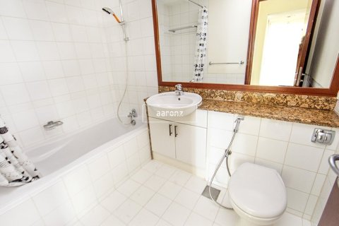 Apartment in Dubai Marina, Dubai 2 bedrooms, 157.7 sq.m. № 48057 - photo 15