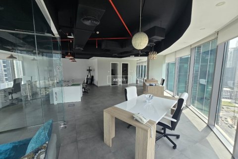 Снять в аренду офис в Бизнес-Бэе, Дубай: 126м², № 48058 - фото 1
