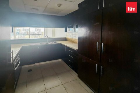 Apartment in The Views, Dubai 2 bedrooms, 140.7 sq.m. № 24750 - photo 4