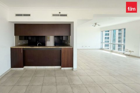 Apartment in The Views, Dubai 2 bedrooms, 140.7 sq.m. № 24750 - photo 7