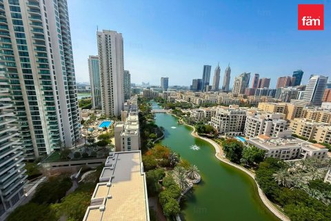 Apartment in The Views, Dubai 2 bedrooms, 140.7 sq.m. № 24750 - photo 2