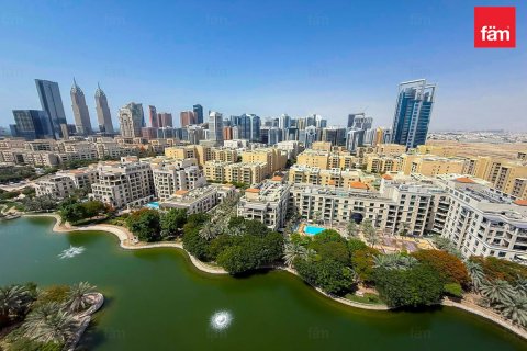 Apartment in The Views, Dubai 2 bedrooms, 140.7 sq.m. № 24750 - photo 3
