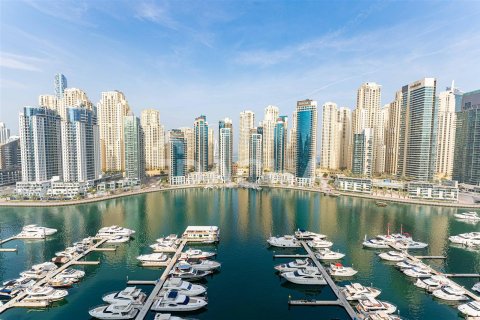 Купить квартиру в Vida Residences Dubai Marina, Дубай Марина, Дубай: 3 спальни, 153.6м², № 6918 - фото 1