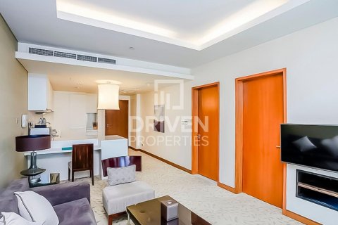 Apartment in Downtown Dubai (Downtown Burj Dubai), Dubai 1 bedroom, 68 sq.m. № 19108 - photo 1