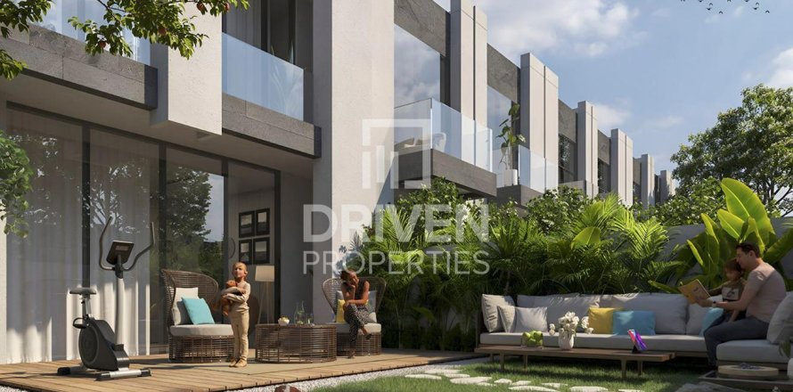 Таунхаус в Dubai Land, Дубай, 2 спальни, 106м², № 65188
