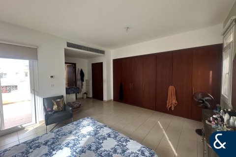 Villa in Arabian Ranches, Dubai 4 bedrooms, 273 sq.m. № 79202 - photo 7