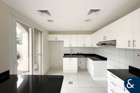 Villa en Springs 14, The Springs, Dubai, 3 dormitorios, 228 m², № 79199 - foto 5