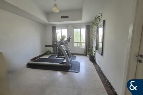 Снять в аренду виллу в Springs 10, The Springs, Дубай: 3 спальни, 255м², № 79204 - фото 7