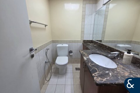 Снять в аренду виллу в Springs 10, The Springs, Дубай: 3 спальни, 255м², № 79204 - фото 6