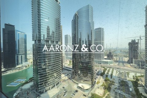 Office in Jumeirah Lake Towers, Dubai 186.1 sq.m. № 78388 - photo 7