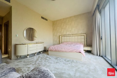 Villa in Dubai Hills Estate, Dubai 4 bedrooms, 640.7 sq.m. № 71859 - photo 13