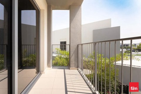 Villa in Dubai Hills Estate, Dubai 4 bedrooms, 640.7 sq.m. № 71859 - photo 15