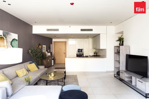 Купить квартиру в Дубае: 3 спальни, 134.7м², № 71862 - фото 3