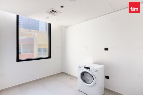 Купить квартиру в Дубае: 3 спальни, 134.7м², № 71862 - фото 10