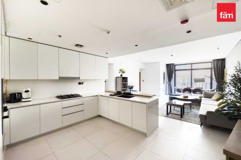 Купить квартиру в Дубае: 3 спальни, 134.7м², № 71862 - фото 1