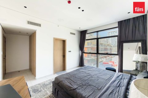 Купить квартиру в Дубае: 3 спальни, 134.7м², № 71862 - фото 6