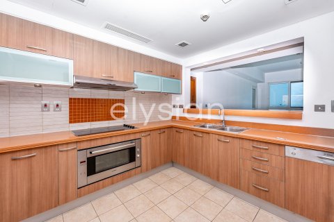 Appartement à Marina Residences, Palm Jumeirah, Dubai, 3 chambres, 227 m², № 38103 - photo 3