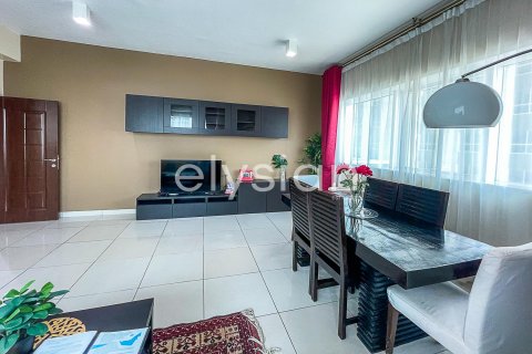 Apartamento en Marina Pinnacle, Dubai Marina, Dubai, 2 dormitorios, 113 m², № 38104 - foto 1