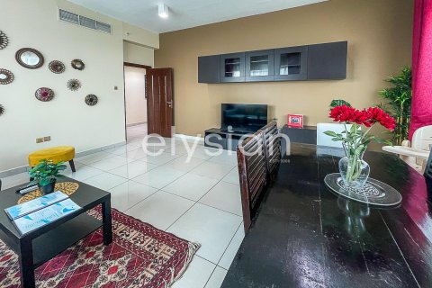Apartamento en Marina Pinnacle, Dubai Marina, Dubai, 2 dormitorios, 113 m², № 38104 - foto 9