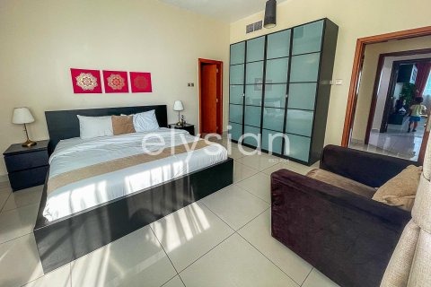 Apartamento en Marina Pinnacle, Dubai Marina, Dubai, 2 dormitorios, 113 m², № 38104 - foto 4
