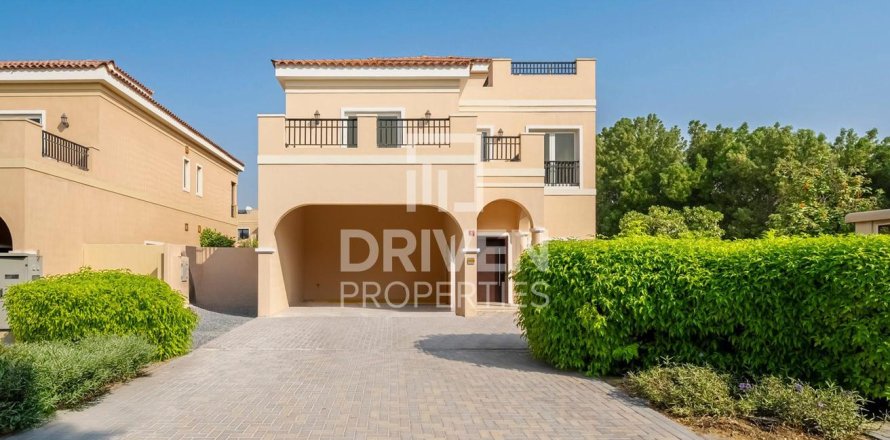 Villa en The Villa, Dubai, 5 dormitorios, 343 m², № 86936