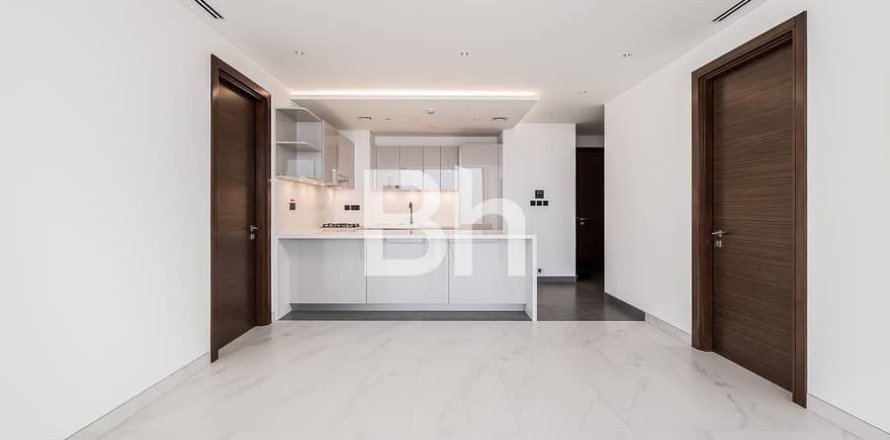 Apartment in Dubai 3 bedrooms, 145 sq.m. № 56491