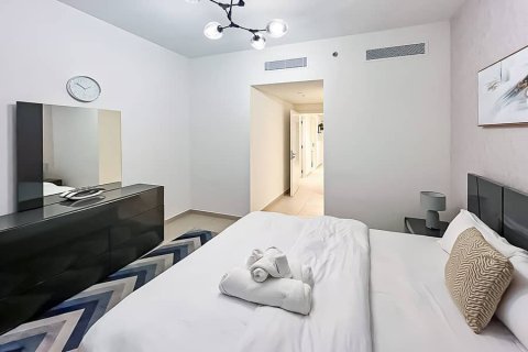 Apartment in Dubai 3 bedrooms, 158 sq.m. № 56495 - photo 15
