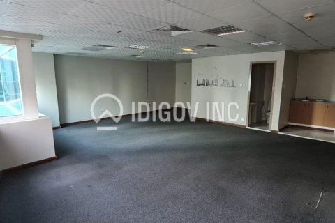 Купить офис в Джумейра Лейк Тауэрс, Дубай: 71м², № 47528 - фото 6