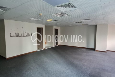 Купить офис в Джумейра Лейк Тауэрс, Дубай: 71м², № 47528 - фото 2