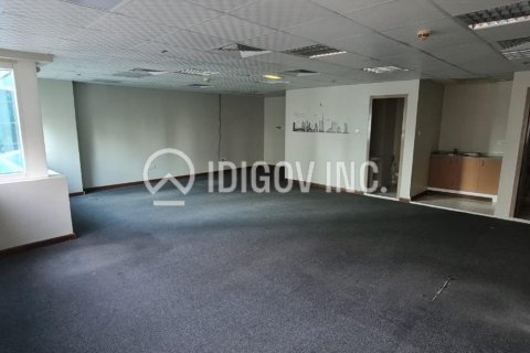 Купить офис в Джумейра Лейк Тауэрс, Дубай: 71м², № 47528 - фото 1