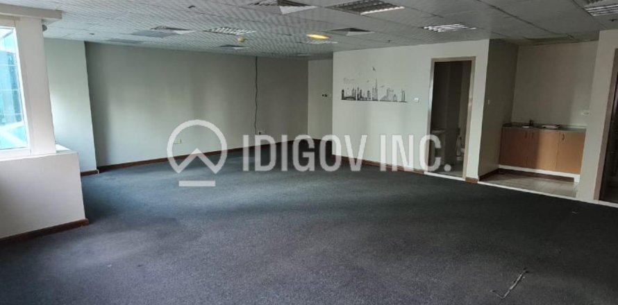 Офис в Джумейра Лейк Тауэрс, Дубай, 71м², № 47528