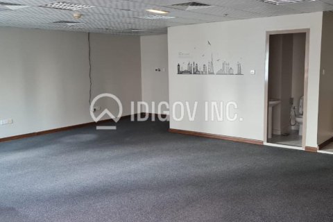 Купить офис в Джумейра Лейк Тауэрс, Дубай: 71м², № 47528 - фото 5