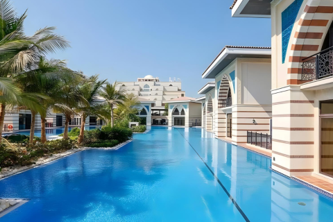 Villa in Al Shindagah, Dubai 4 bedrooms, 272 sq.m. № 54290 - photo 3