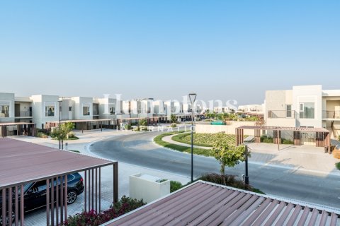 Снять в аренду квартиру в Dubai South (Dubai World Central), Дубай: 2 спальни, 112.82976447м², № 77381 - фото 21